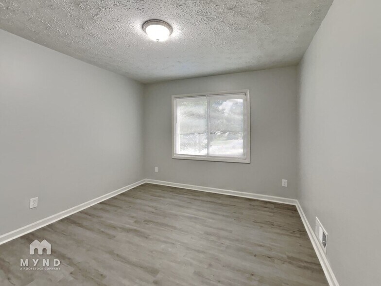 Building Photo - 7313 Penland Dr