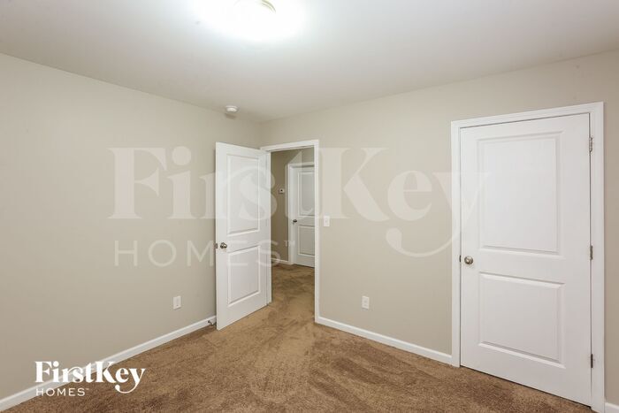 Building Photo - 6636 Broad Valley Ct