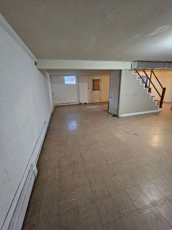 Building Photo - 1415 Augustine Ave