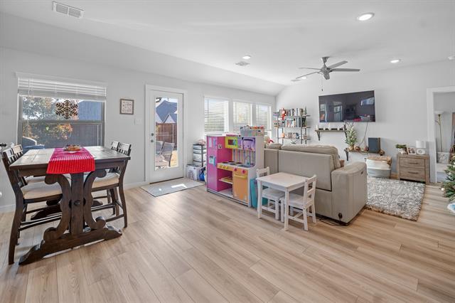 Building Photo - 1245 La Bamba Dr