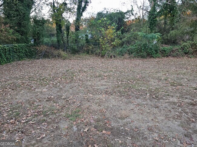 Building Photo - 3229 Tulip Dr