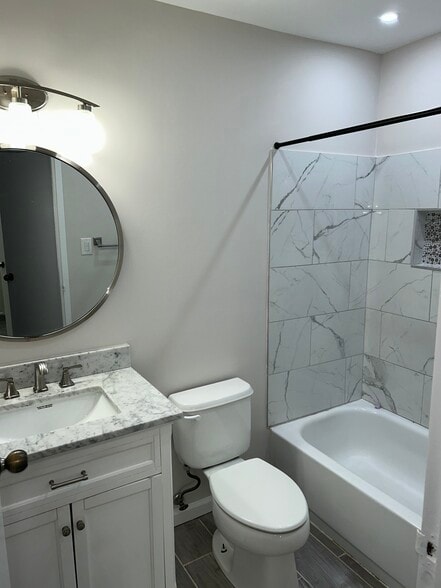 Building Photo - 232 Fir Tree Ct