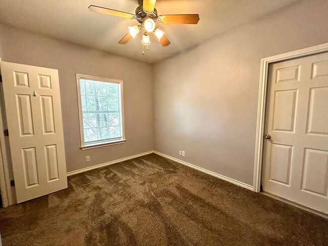 Building Photo - 408 Nelray Blvd