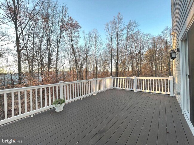 Building Photo - 3667 Duckhorn Way