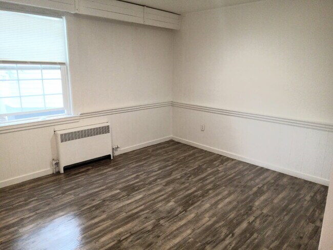 Building Photo - 260 W Antelope Dr