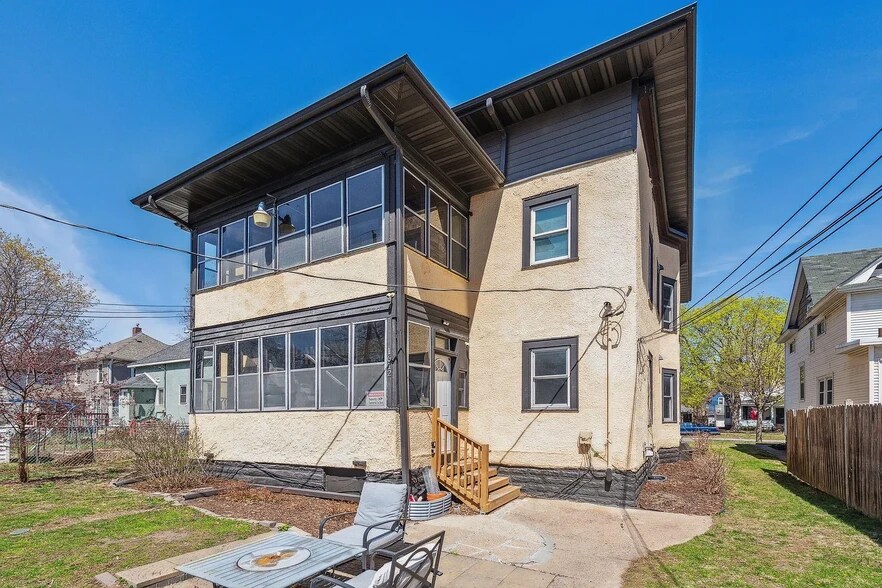 Back of Building - 1612 Van Buren Ave