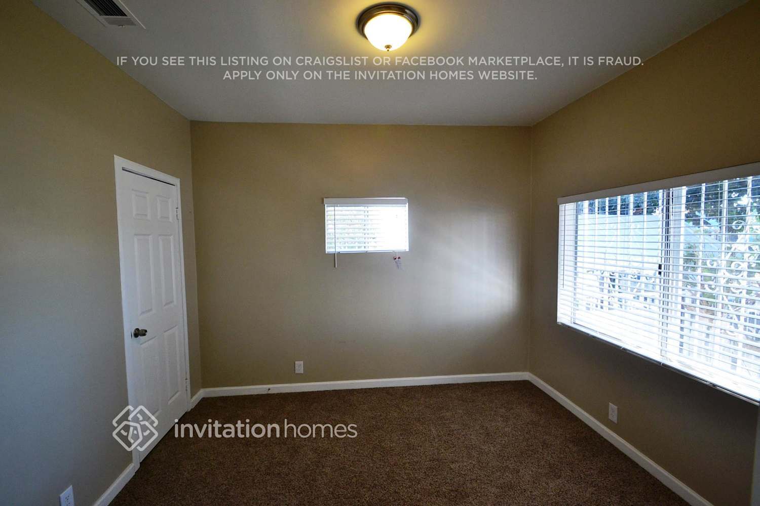 Building Photo - 1121 56th St