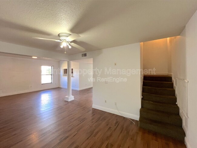 Building Photo - 7493 Pebble Beach Rd