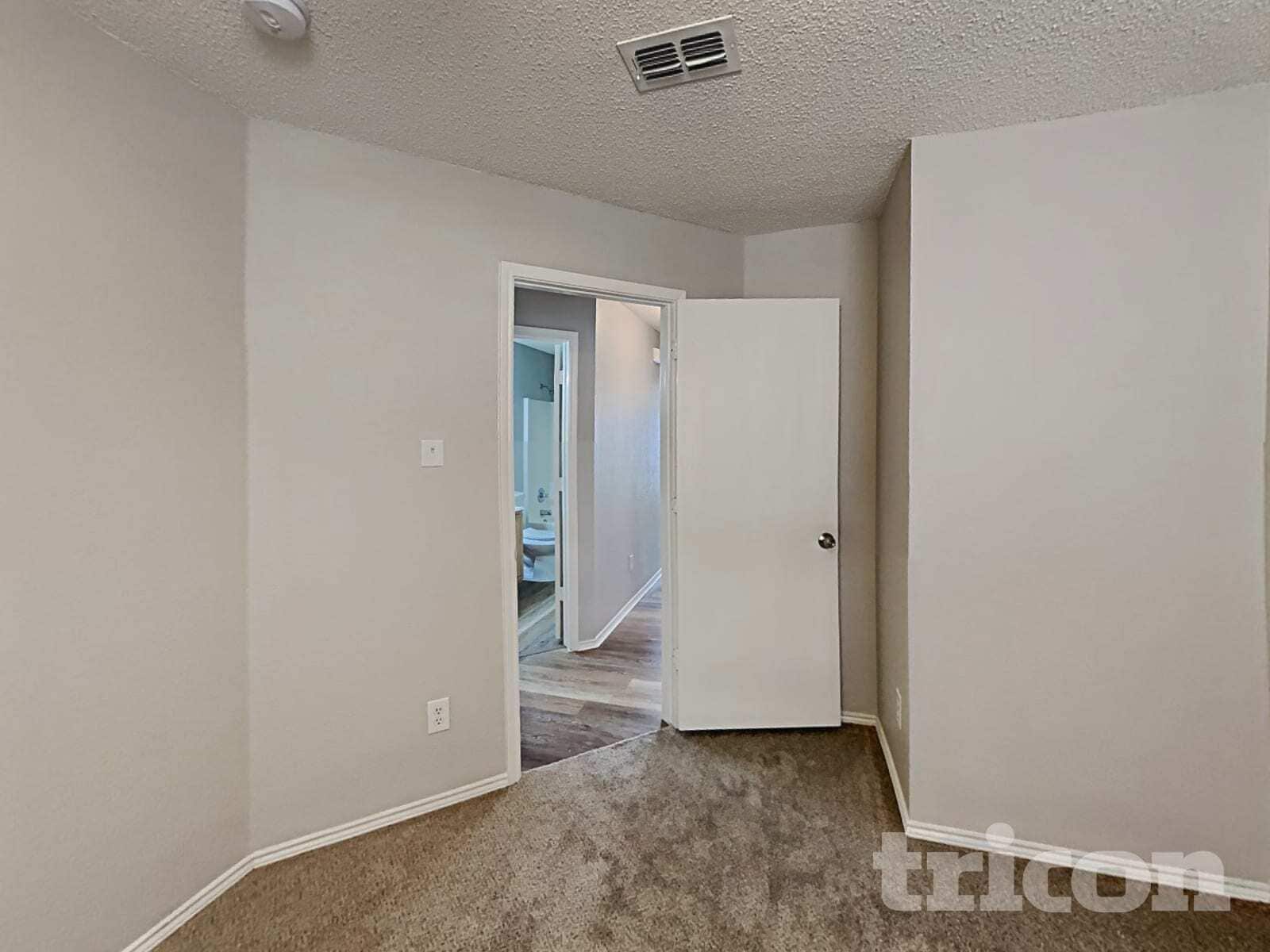 Building Photo - 2516 Concina Way