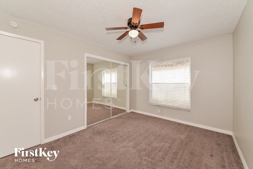 Building Photo - 316 Crayford Pl
