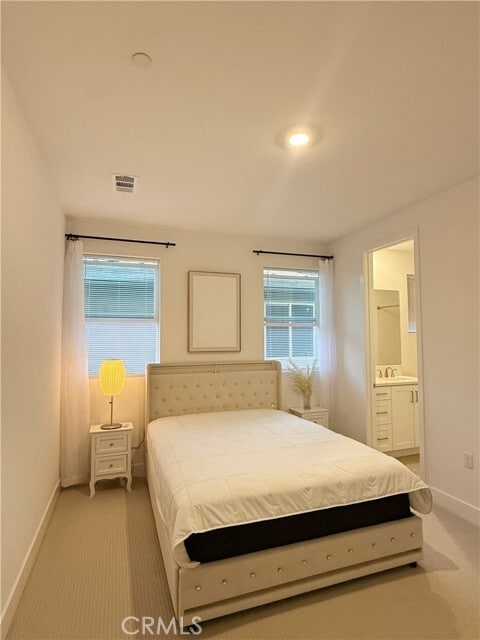 Building Photo - 422 Clipper