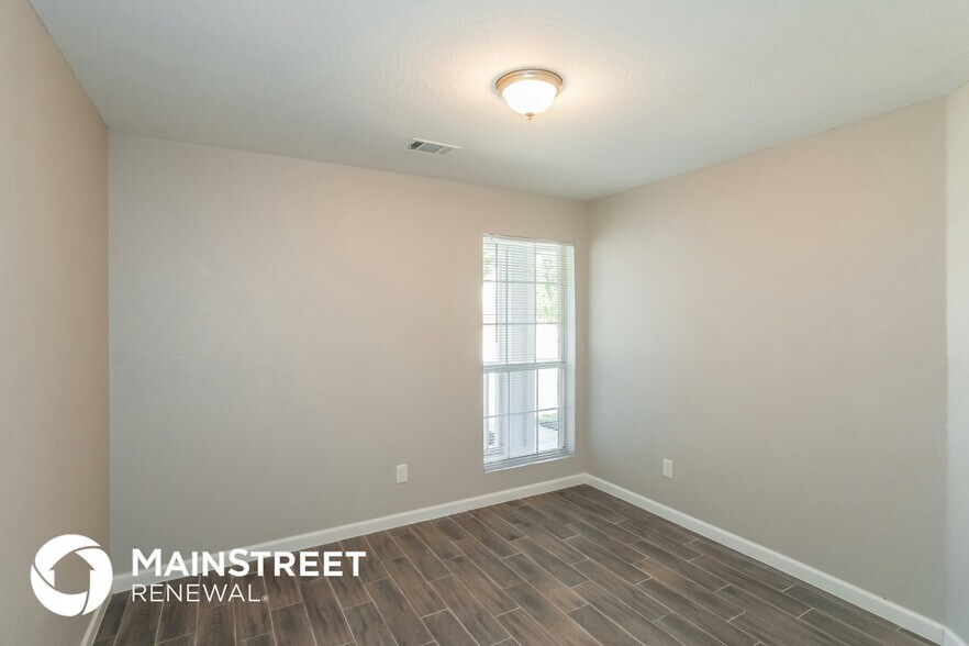 Building Photo - 7205 Autumn Moon Dr