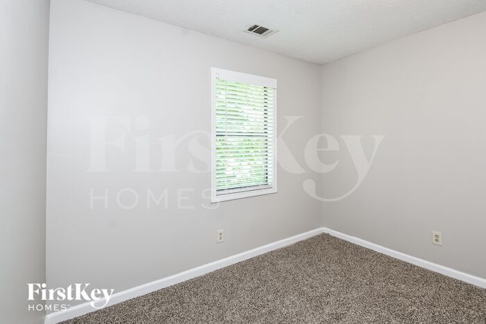Building Photo - 5988 Bayside Dr NW