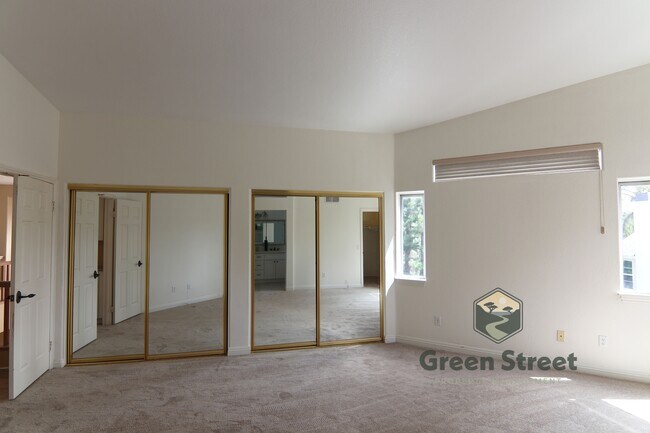 Building Photo - 6630 Corte Loma