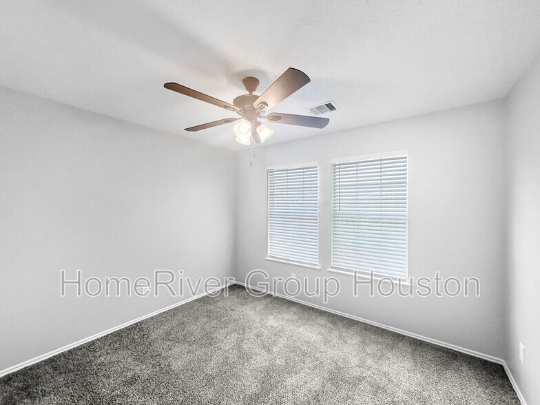 Building Photo - 20146 Jasper Oaks Dr
