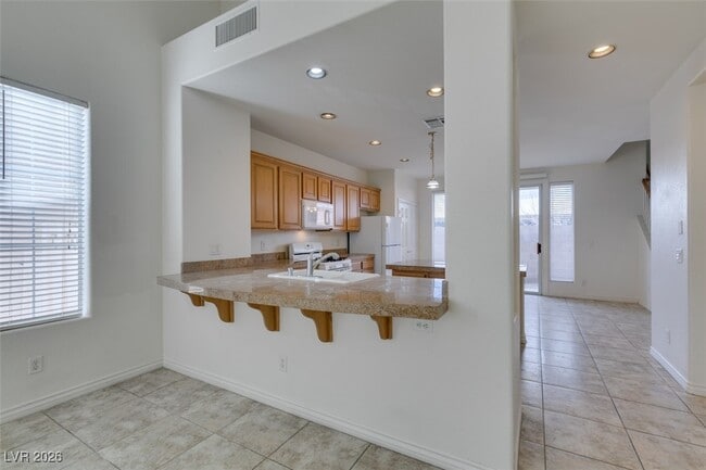 Building Photo - 2832 Glistening Grove Ave