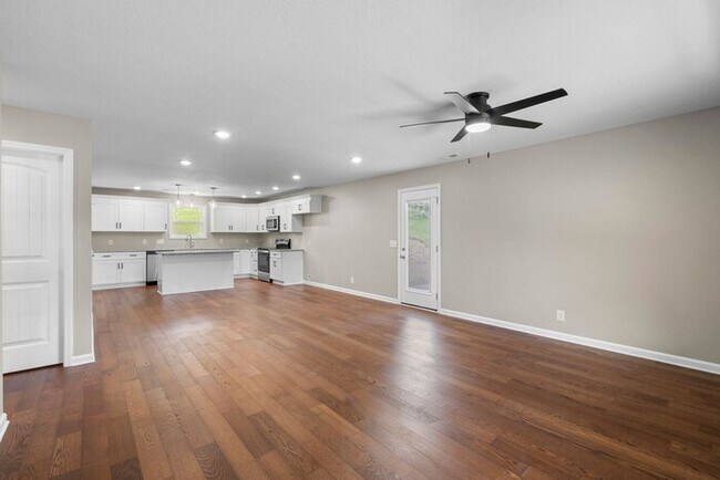 Building Photo - 3776 John Taylor Rd