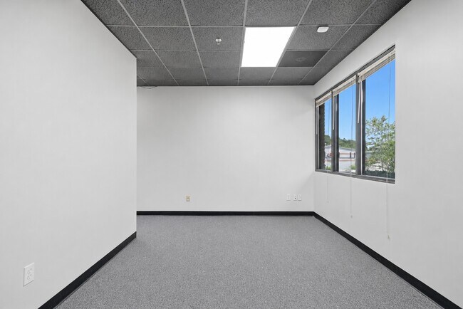 Building Photo - 1449 Field Park Cir NW
