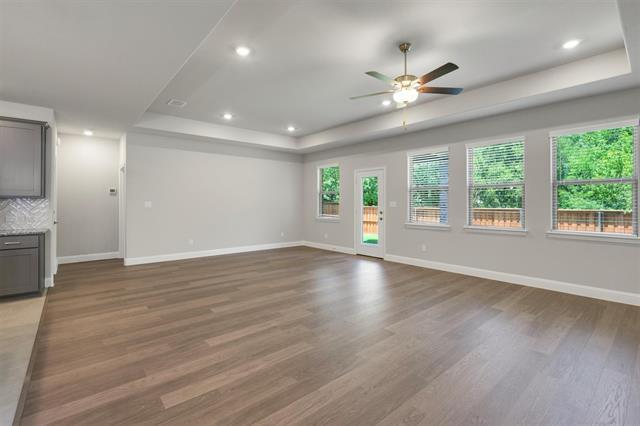 Building Photo - 3609 San Clemente Dr