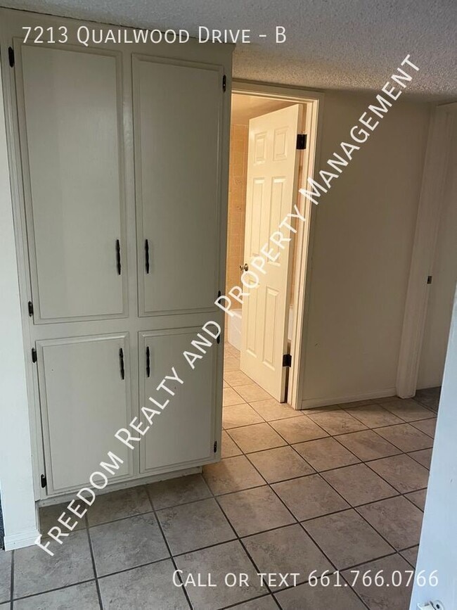 Building Photo - 7213 Quailwood Dr