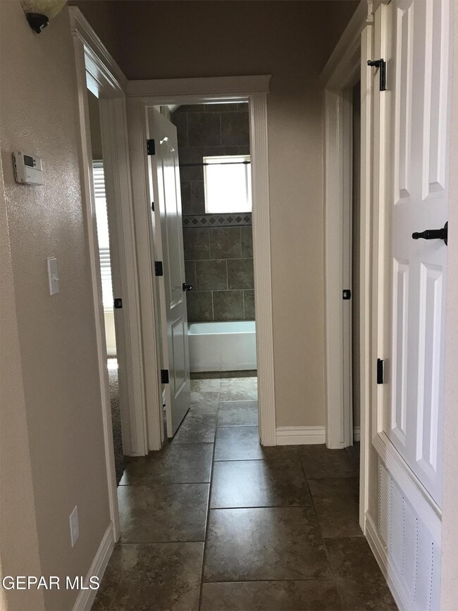 Building Photo - 3677 Grand Cayman Ln