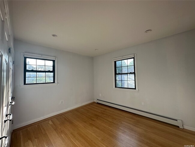 Building Photo - 43-20 Orient Ave