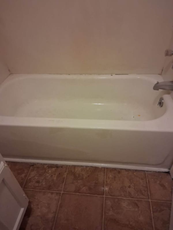 Building Photo - 1600 Howard Ave