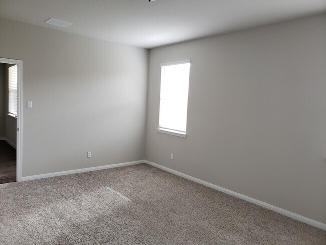 Building Photo - 118 Lullaby Dr