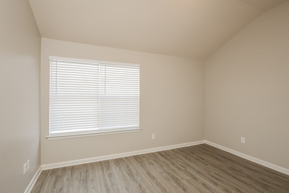 Building Photo - 414 Hidden Creek Ct