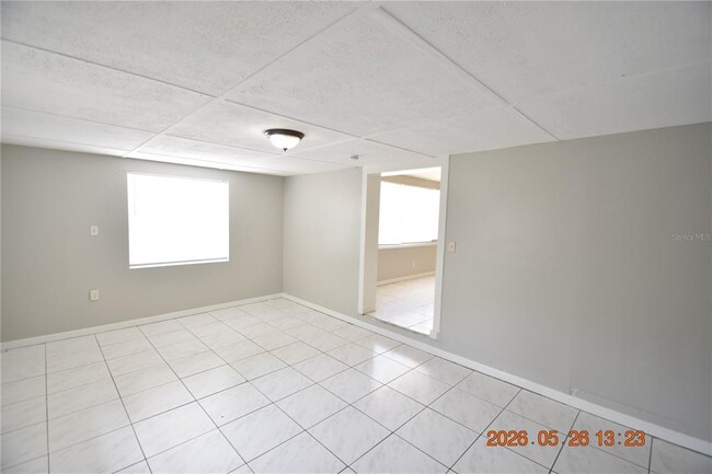 Building Photo - 4011 W Marietta St