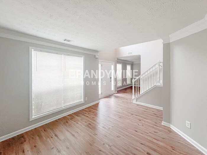 Building Photo - 980 Brigade St