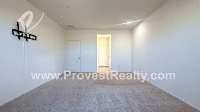 Building Photo - 11404 Poppy Rd