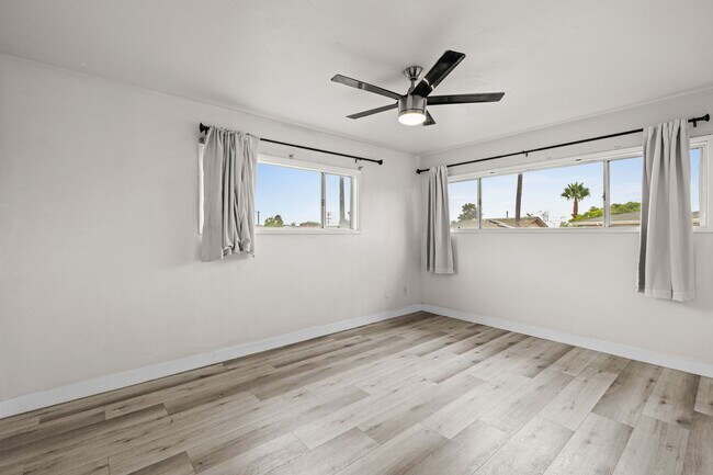 Building Photo - 5528 Dorothy Dr