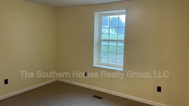 Building Photo - 508 Third