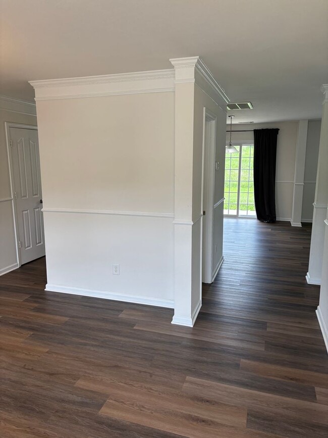 Building Photo - Large Four Bedroom Home In North Charlotte - Coming Soon