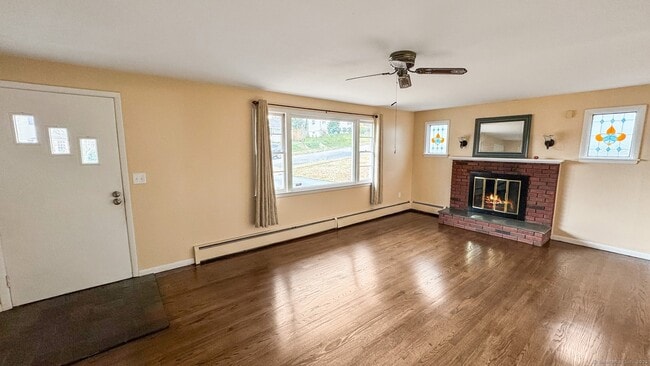 Building Photo - 200 Lobdell Dr