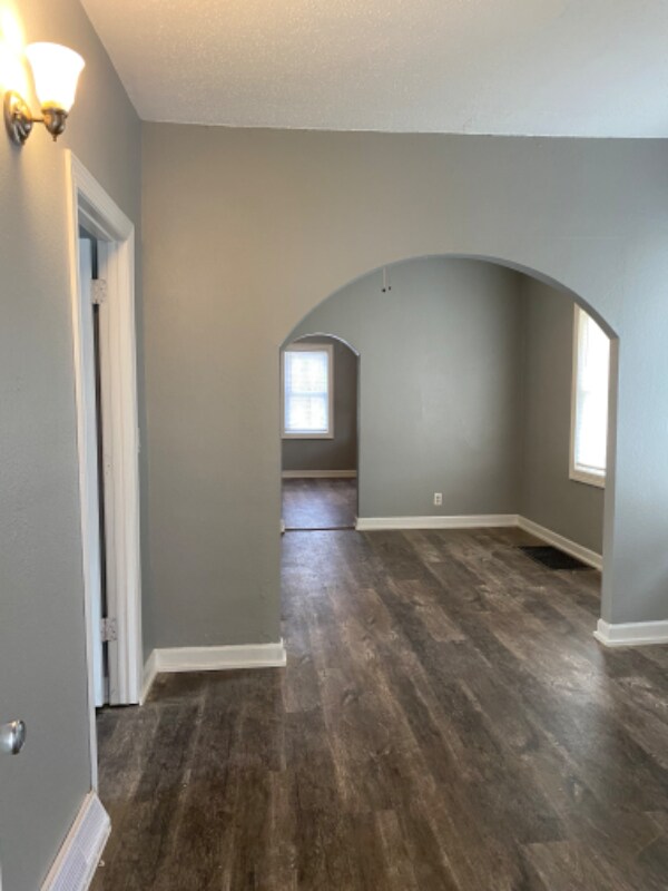 Building Photo - 1445 Dr Martin Luther King Dr