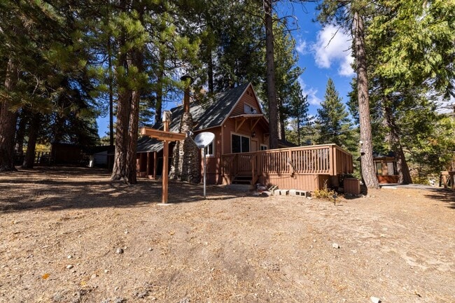 Building Photo - 2242 Deep Creek Dr
