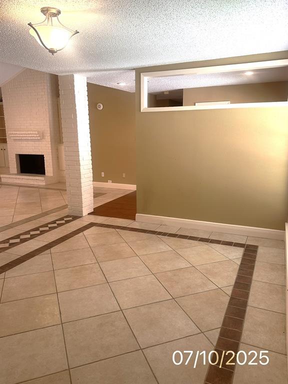 Building Photo - 20326 Spoonwood Dr