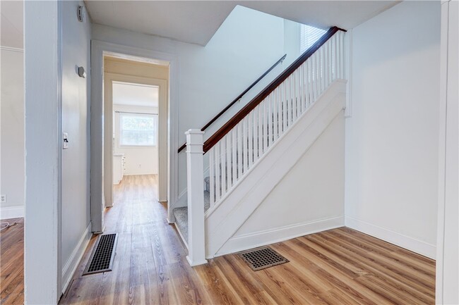 Building Photo - 151 Hampden Rd