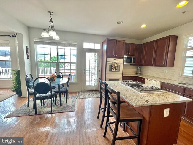 Building Photo - 23110 Mistflower Dr
