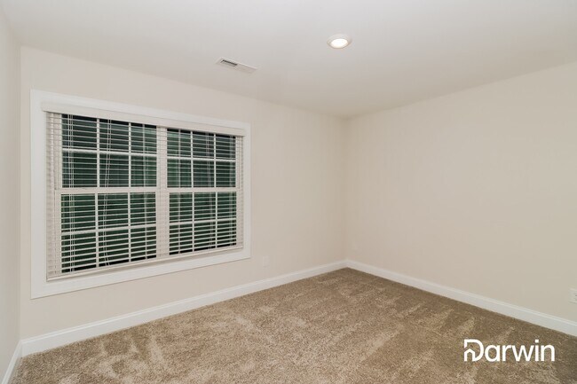 Building Photo - 127 Colonial Reserve Ave, Troutman, NC 28166