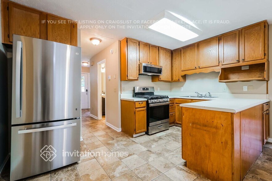 Building Photo - 2538 Amber Valley Dr