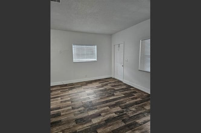 Building Photo - 730 SW 4th St