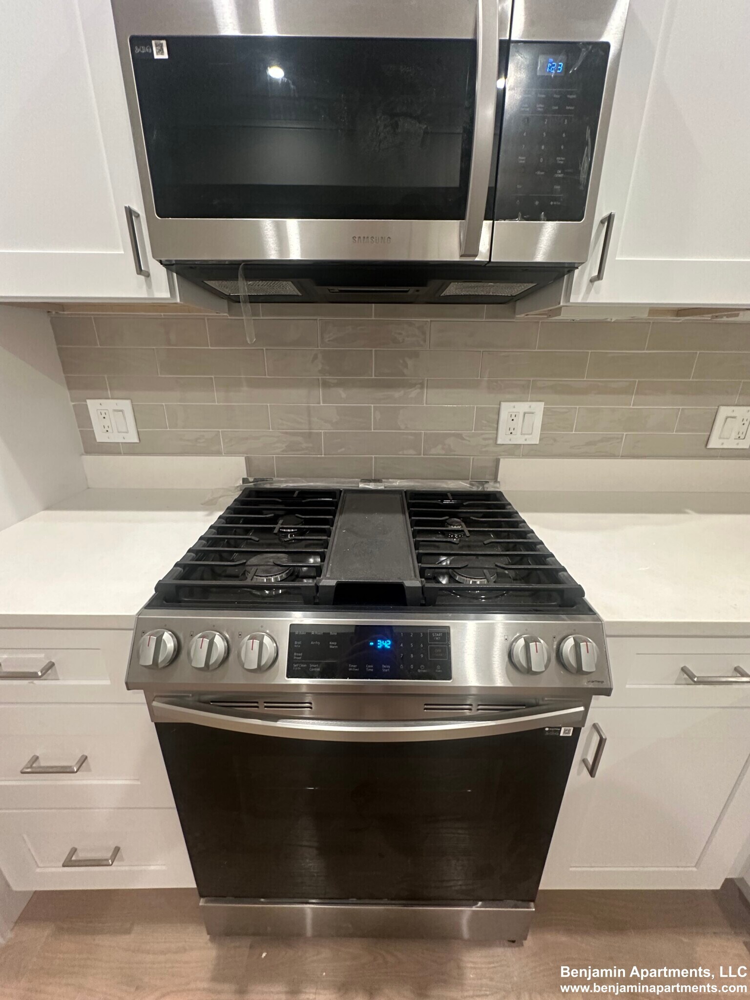 Building Photo - 161 Allston St