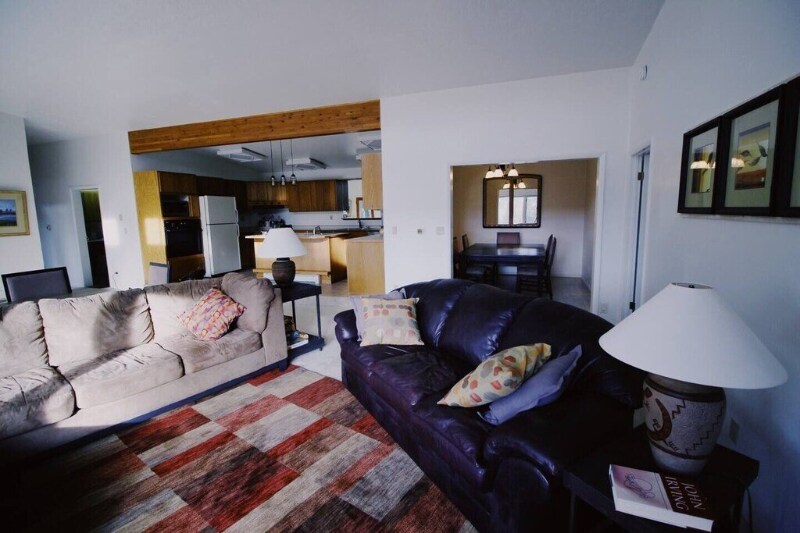 Building Photo - 783 MT-2