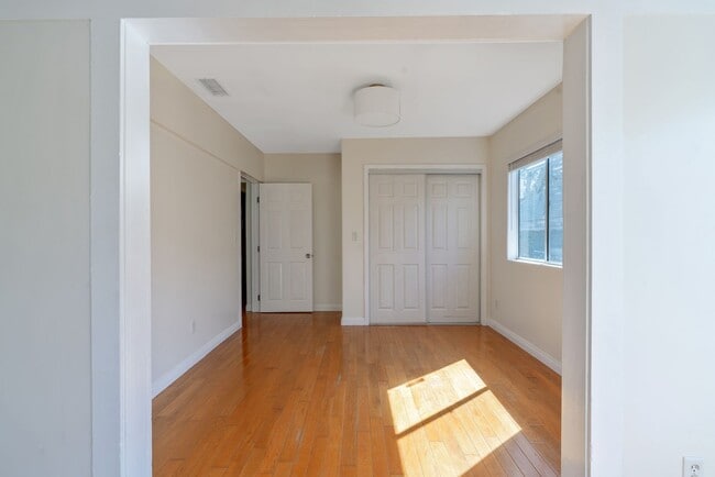 Building Photo - Stylish 2-Bedroom Retreat with Private Yar...