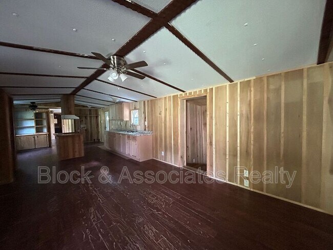 Building Photo - 3236 Swaim Rd