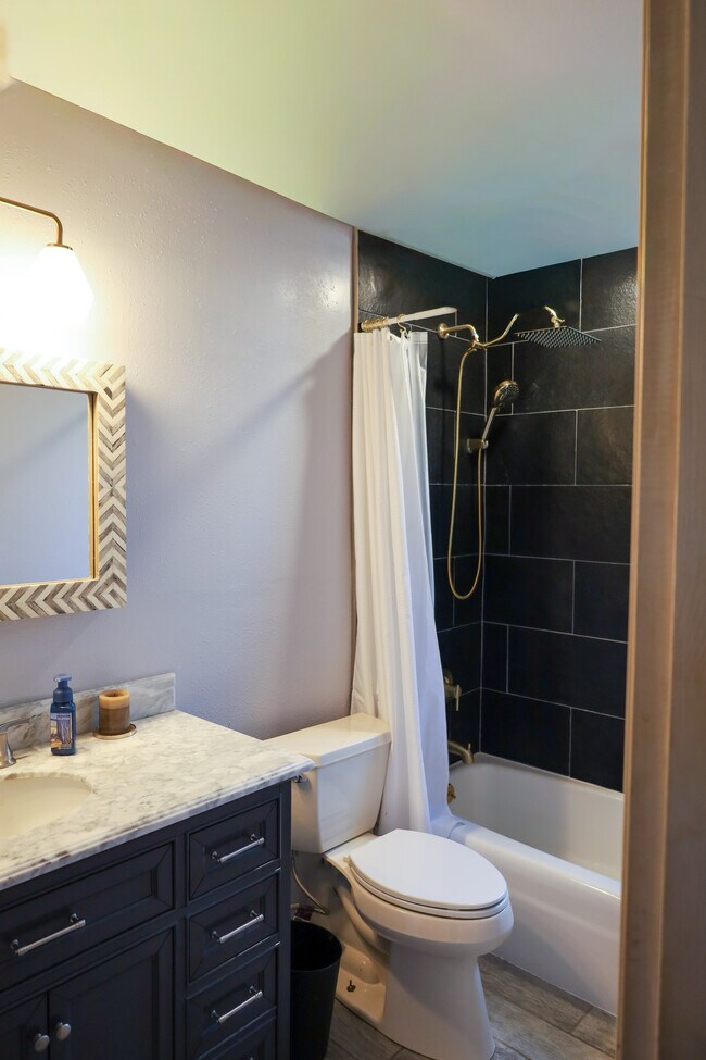Building Photo - 4688 Posada Dr