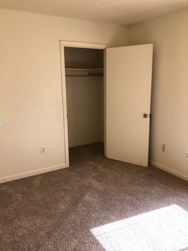 Building Photo - 1657 Starboard Dr